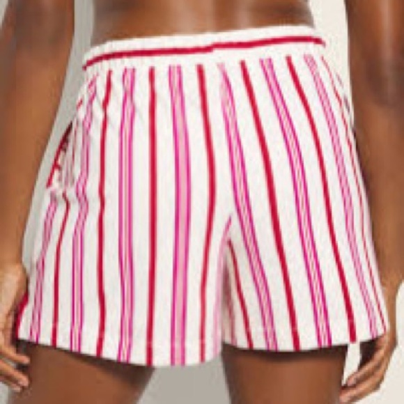 Soma Smart Striped Champagne Red Pink White Embraceable Drawstring Shorts NWT M - Picture 2 of 11